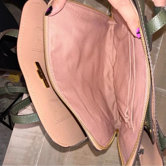 Marc Jacobs The Editor Leather Tote - Balsam Fir / Pink Interior w/ Dust Bag - Picture 14 of 16